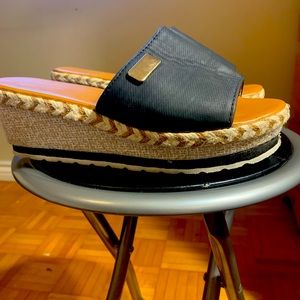 Summer Sandals Size 7.5